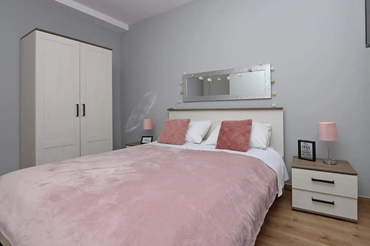 Apartment Pag 6412B Pag Town 0*,